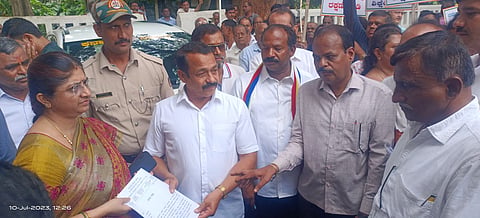 ಜೈನಮುನಿ ಹತ್ಯೆ; ಜೈನ ಸಂಘದಿಂದ ಪ್ರತಿಭಟನೆ