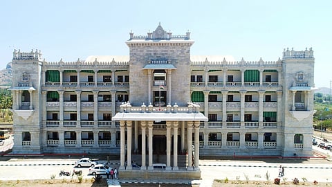 DCIM100MEDIADJI_0063.JPG