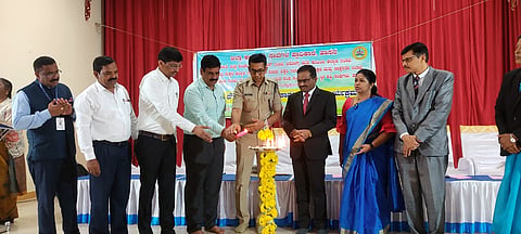 ಕುಟುಂಬ ಹಂತದಲ್ಲಿಯೇ ಮಕ್ಕಳಿಗೆ ಜಾಗೃತಿ ಮೂಡಿಸಿ: ನ್ಯಾ. ಟಿ.ಎನ್. ಇನವಳ್ಳಿ ಕರೆ