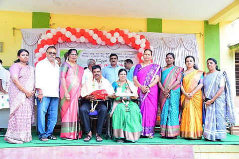ನಿವೃತ್ತ ಶಿಕ್ಷಕರಿಗೆ ಆತ್ಮೀಯ ಬೀಳ್ಕೊಡುಗೆ