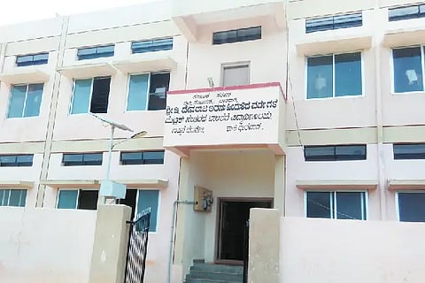 6-UPBR-HOSTEL
