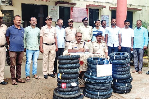 Arrest of two thieves