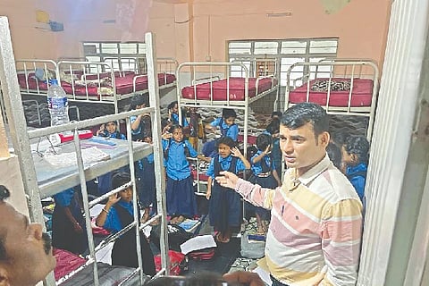 Astapanahalli, Ashram School, Inspection,