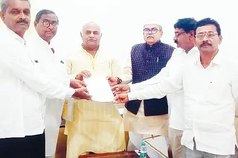 Basaveshwar sugar factory share money
