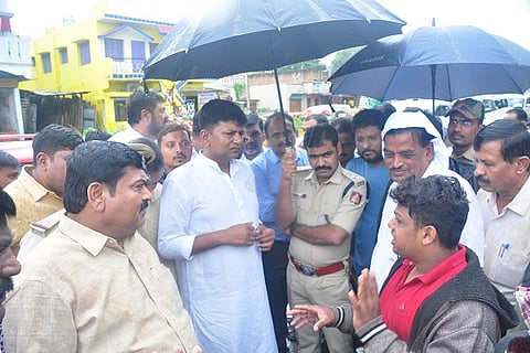 CTD 25 MLA ROAD DIVIDER--06