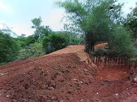DD_Hills