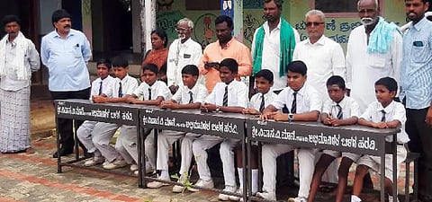 Desk donate