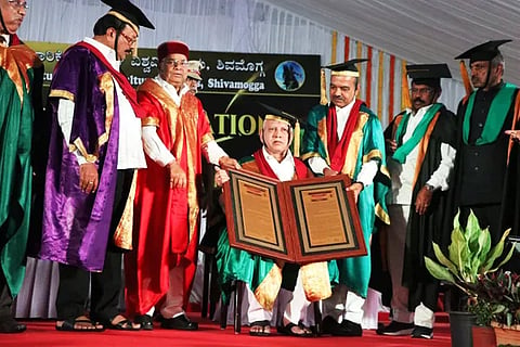 Dr BSY