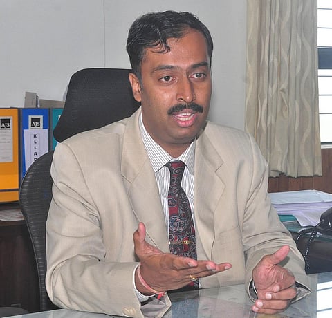 Dr Vishal R 2