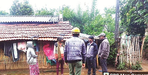 HUN-JULY-24-3{CHESCOM VISIT TO LAKSHMANAPURA HADI}