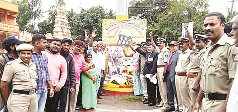 HUN-JULY-26-3{KARGIL VIJAY DIVAS}