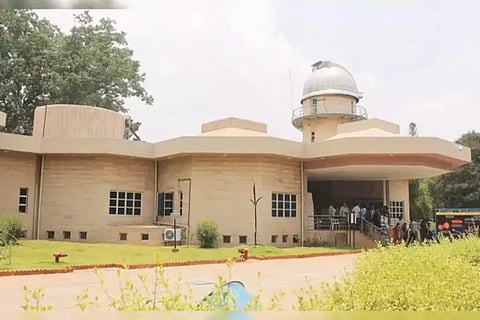 Isro (1)