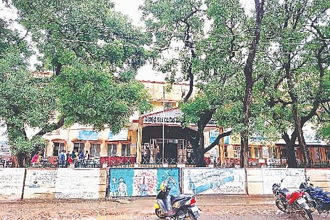 Jagaluru, public, hospital,