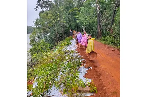 Kavadikere Lake Repaid by locale people