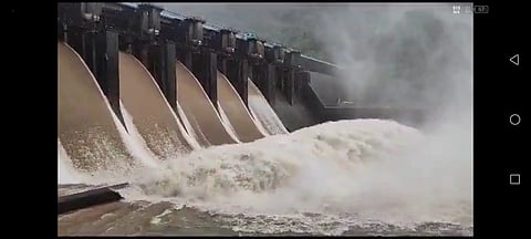 Kodasalli-dam-gate-open