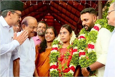 Muslim League conducts wedding of Hindu couple at Malappuram temple