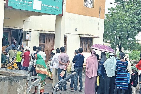 Nari who fell for Grilahakshmi..!
