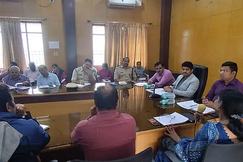 Sirsi AC Devaraj Talking in Officers Meeting