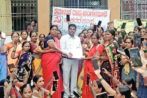 Opposition to the move of giving money instead of rice