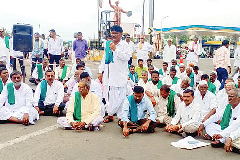 Pay the outstanding sugarcane bill