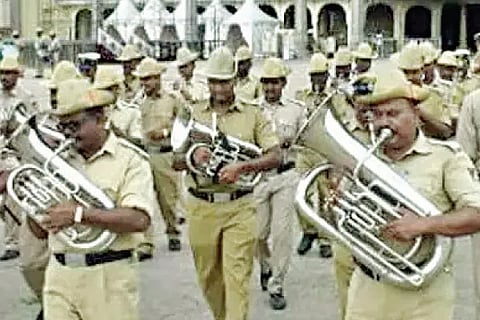 Police (3)