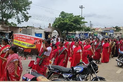 Protest demanding fulfillment of various demands
