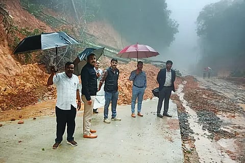 Sirsi AC Devaraj R. visited land slide area in Sirsi-kumata Road.