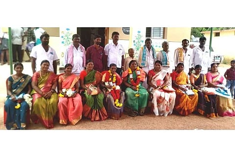 ಮುದ್ದಟ್ಟನೂರು ಗ್ರಾಪಂಯ ನೂತನವಾಗಿ ಆಯ್ಕೆಯಾದ ಅಧ್ಯಕ್ಷೆ ಕೆ.ಹುಲಿಗೆಮ್ಮ, ಉಪಾಧ್ಯಕ್ಷೆಯಾಗಿ ಎನ್.ಶಾರದಮ್ಮರನ್ನು ಸನ್ಮಾನಿಸಲಾಯಿತು.