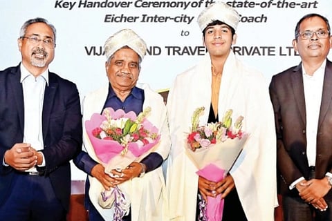 VRL Travells
