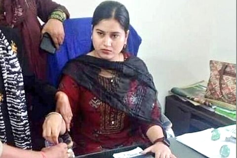 Woman Officer