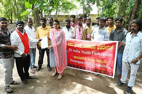 aiyf-1.jpg