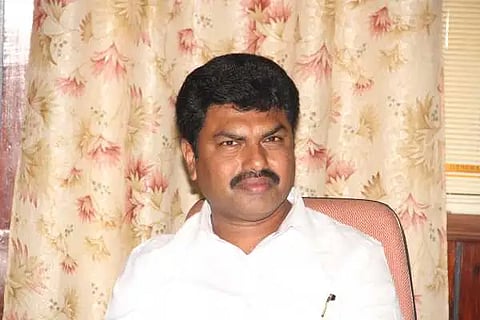 b.y.raghavendra