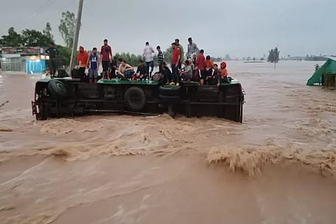 bus over turn