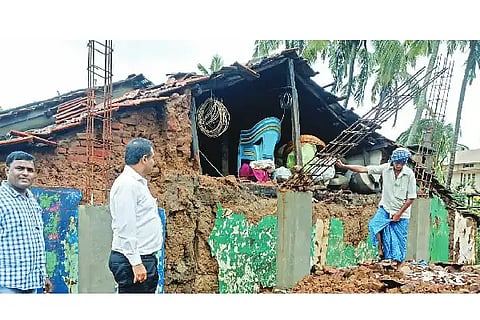 house wall, collapse, continuous, rain,