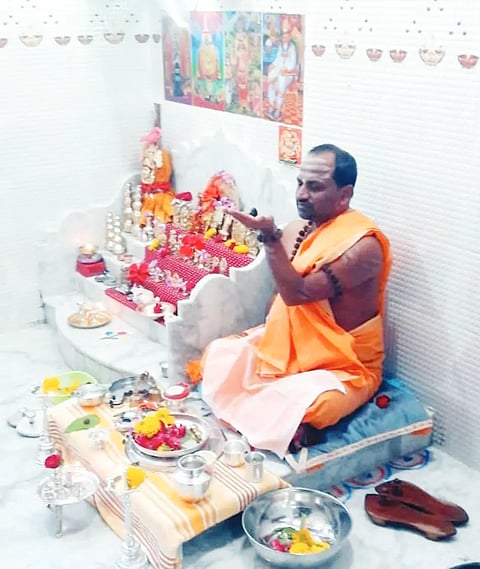 swamiji MOUNANUSTANA