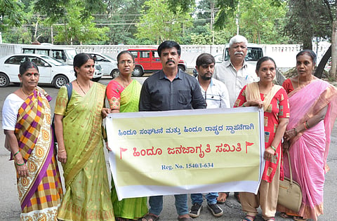 ಪ್ಲಾಸ್ಟಿಕ್ ರಾಷ್ಟ್ರಧ್ವಜ ನಿಷೇಧಿಸುವಂತೆ ಜಿಲ್ಲಾಡಳಿತಕ್ಕೆ ಮನವಿ