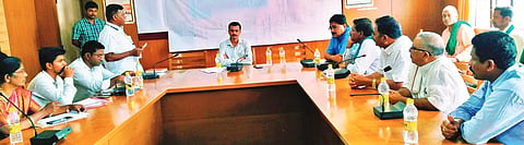 19HNL1- Meeting