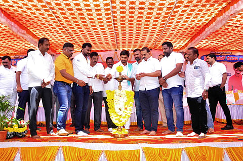 ಭೀಮನಮವಾಸೆಗಿಂತ  ಕಿಟ್ಟಿ ಪಾರ್ಟಿಯ ಸಂಸ್ಕೃತಿ ಹೆಚ್ಚಾಗಿದೆ:ವಿನಯ್ ಗುರೂಜಿ