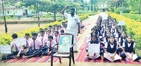 22sirsi5 PROTEST