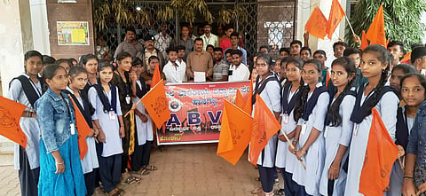 24HNL1- ABVP PROTEST