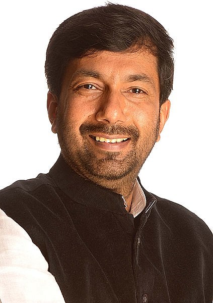 30 Dwd 4 (Saleem Ahmed)