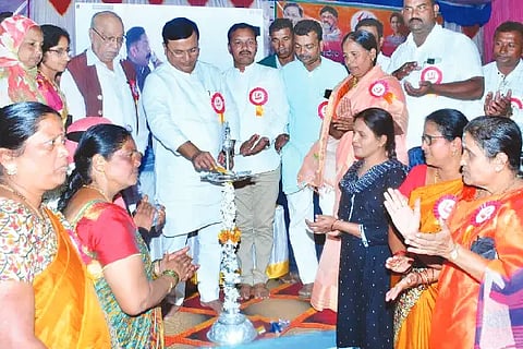 30-hnl mane gruhalaxmi