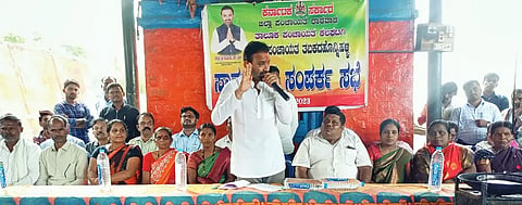 31 KLG 1 santosh lad