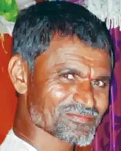 31DML02 Farmer sucide