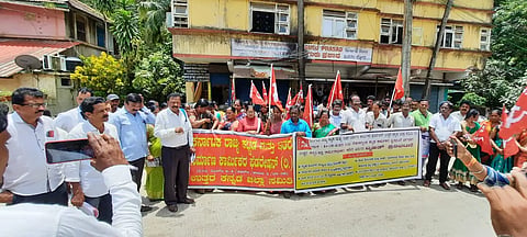 Building-workers-strike.