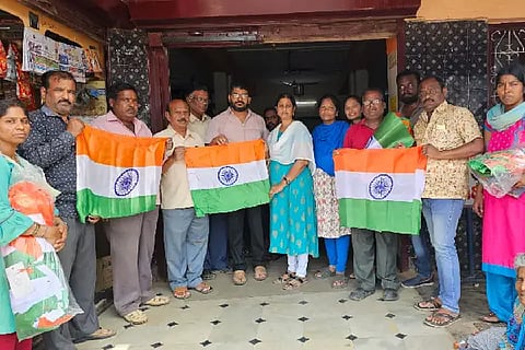 CLK NATIONAL FLAG 13