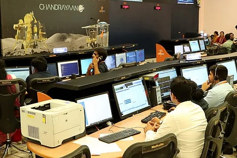 Chandrayaan b t