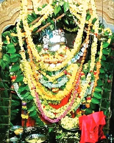 DEVARU ANJANEYA (2)