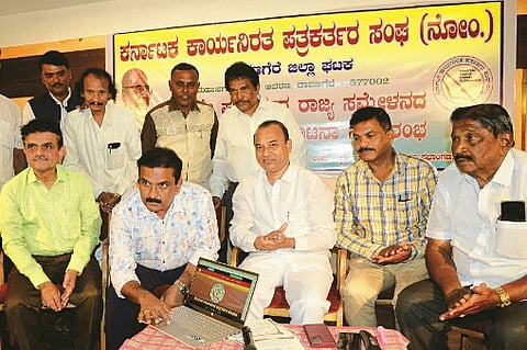 DVG-KV-PRABHAKAR-AUG-27_20230828010134011.jpg