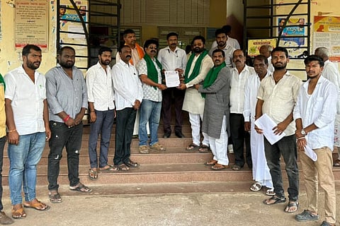 Declare the district drought prone